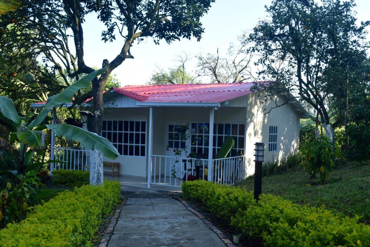 Hostal Fisterra Моникира Екстериор снимка