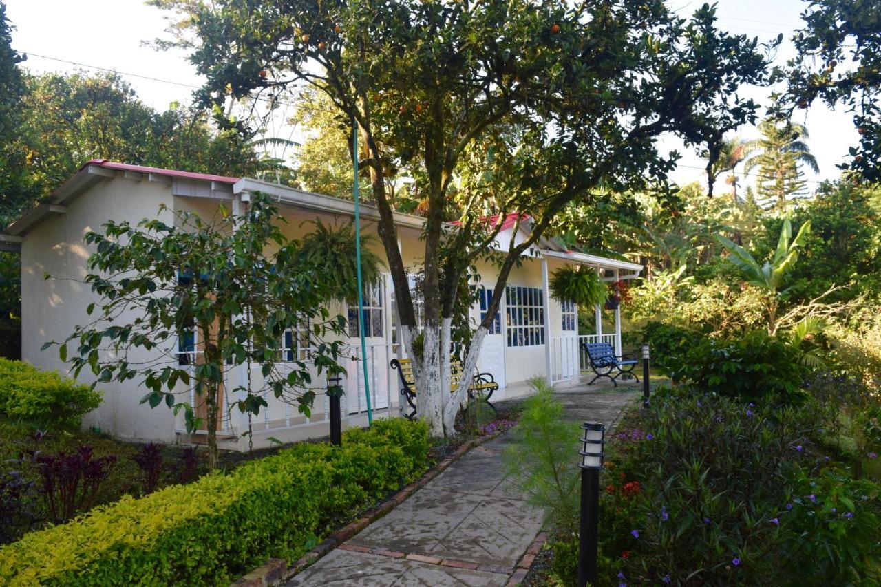 Hostal Fisterra Моникира Екстериор снимка